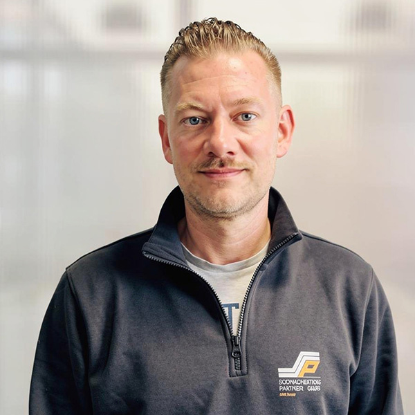 Erik Glase. Seit dem 01.04.2026 als Projektleiter im Bereich Sicherheitstechnik Erik Glase.