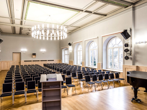Moderne Medientechnik für die Aula des Lessing-Gymnasiums Döbeln